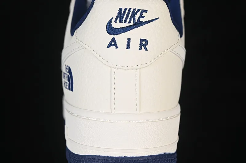 All categories Nk Air Force 1 Air Force series Nk Air Force 1 Low Air Force low-top Nike Air Force 1'07 Low North Face joint pig eight-meter blue Air Force 1 low-top casual sneakers DF0188-107